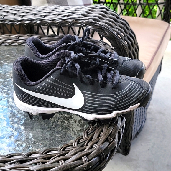 Nike Fast Flex Youth Baseball Cleats 